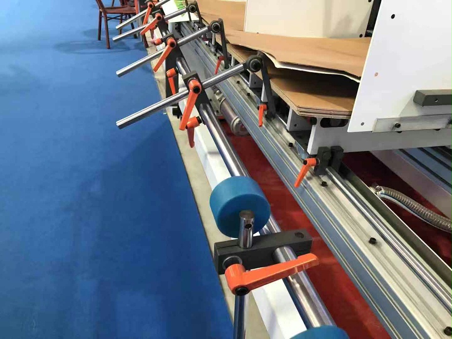 歐拓批發(fā)管狀拉手,內(nèi)波紋手輪,背波紋手輪,可調(diào)手柄,膠木拉手,方形拉手 歐拓批發(fā)管狀拉手,內(nèi)波紋手輪,背波紋手輪,可調(diào)手柄,膠木拉手,方形拉手